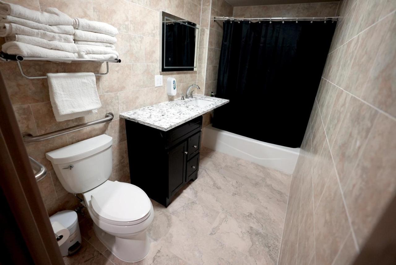 Hotel Liberty Inn & Suites-Jfk Airport- La Guardia Airport Ню Йорк Екстериор снимка
